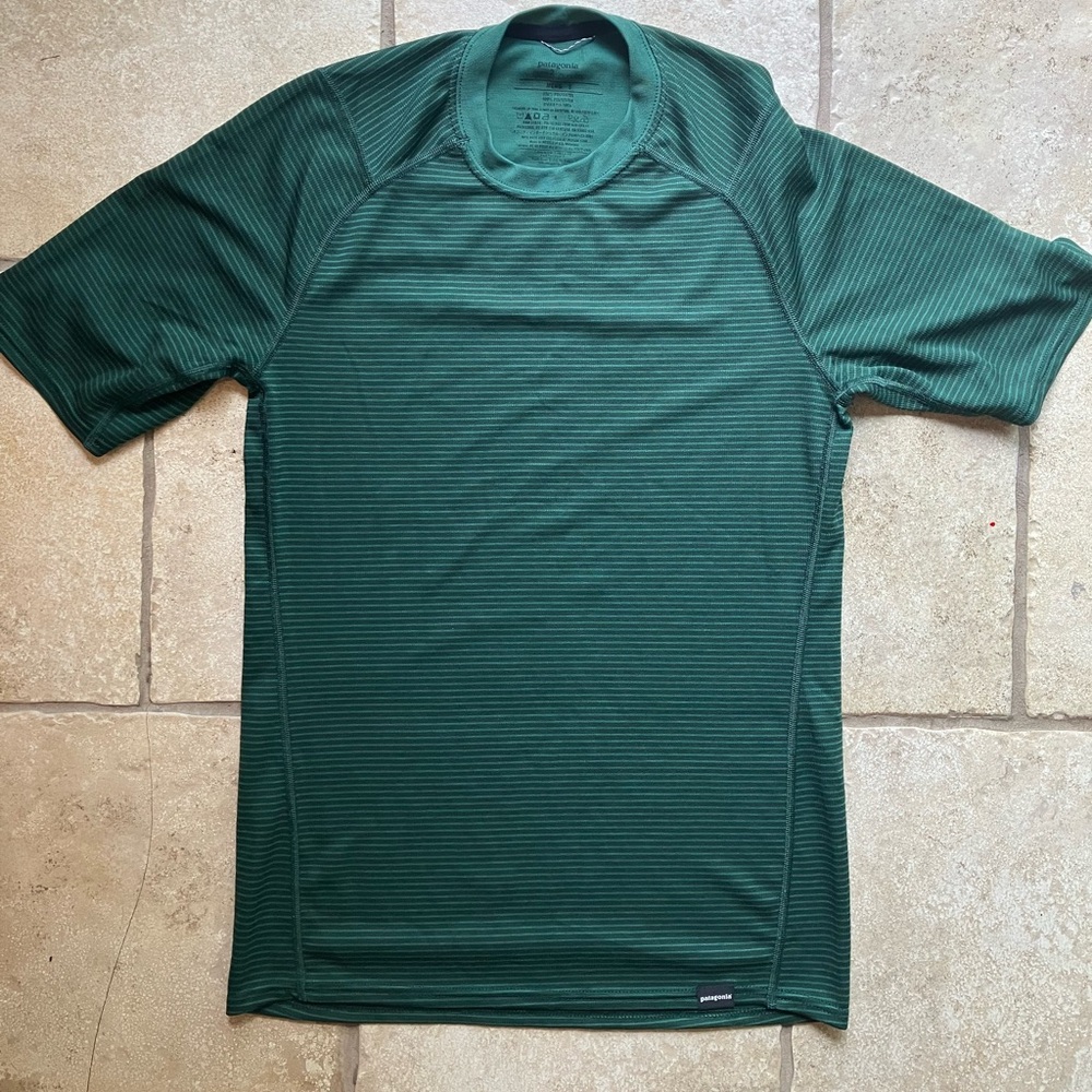 Patagonia Men's Capilene Lightweight PolarTec Shirt  Size Small